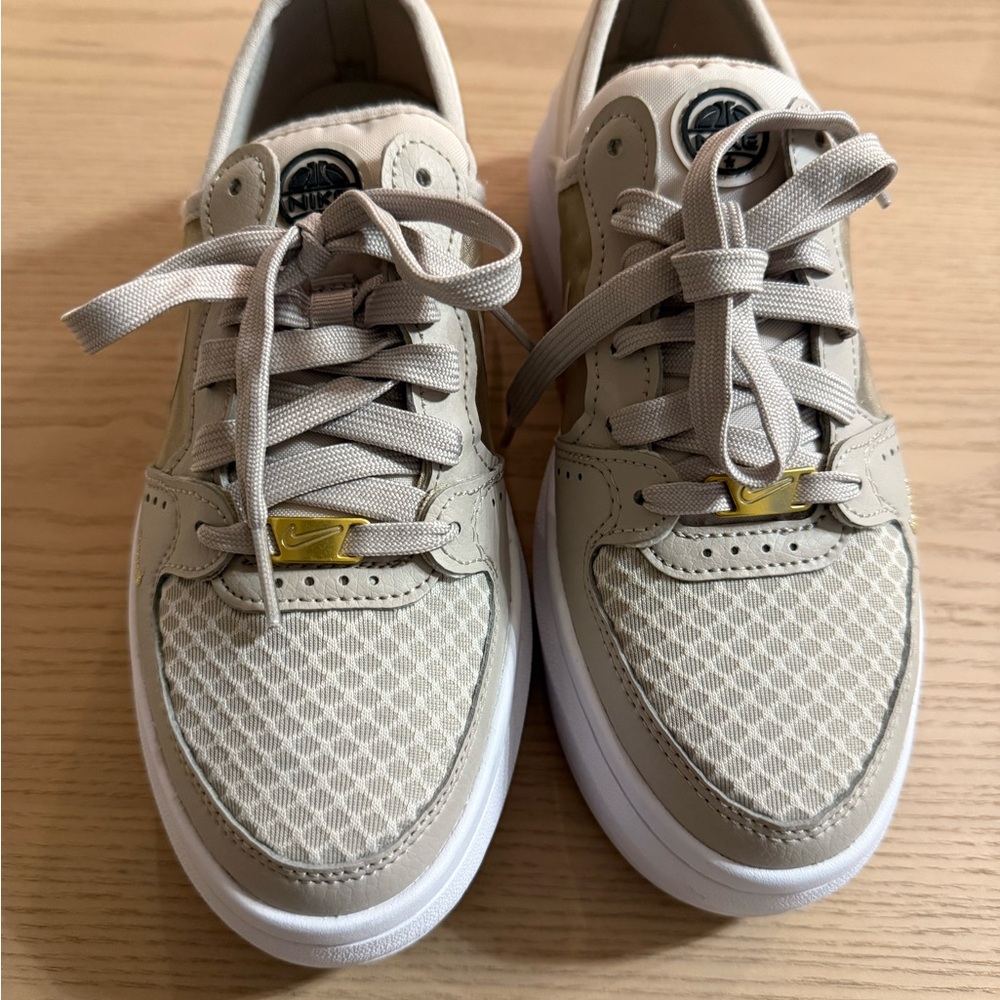 Nike Court Vision Alta size 6.5